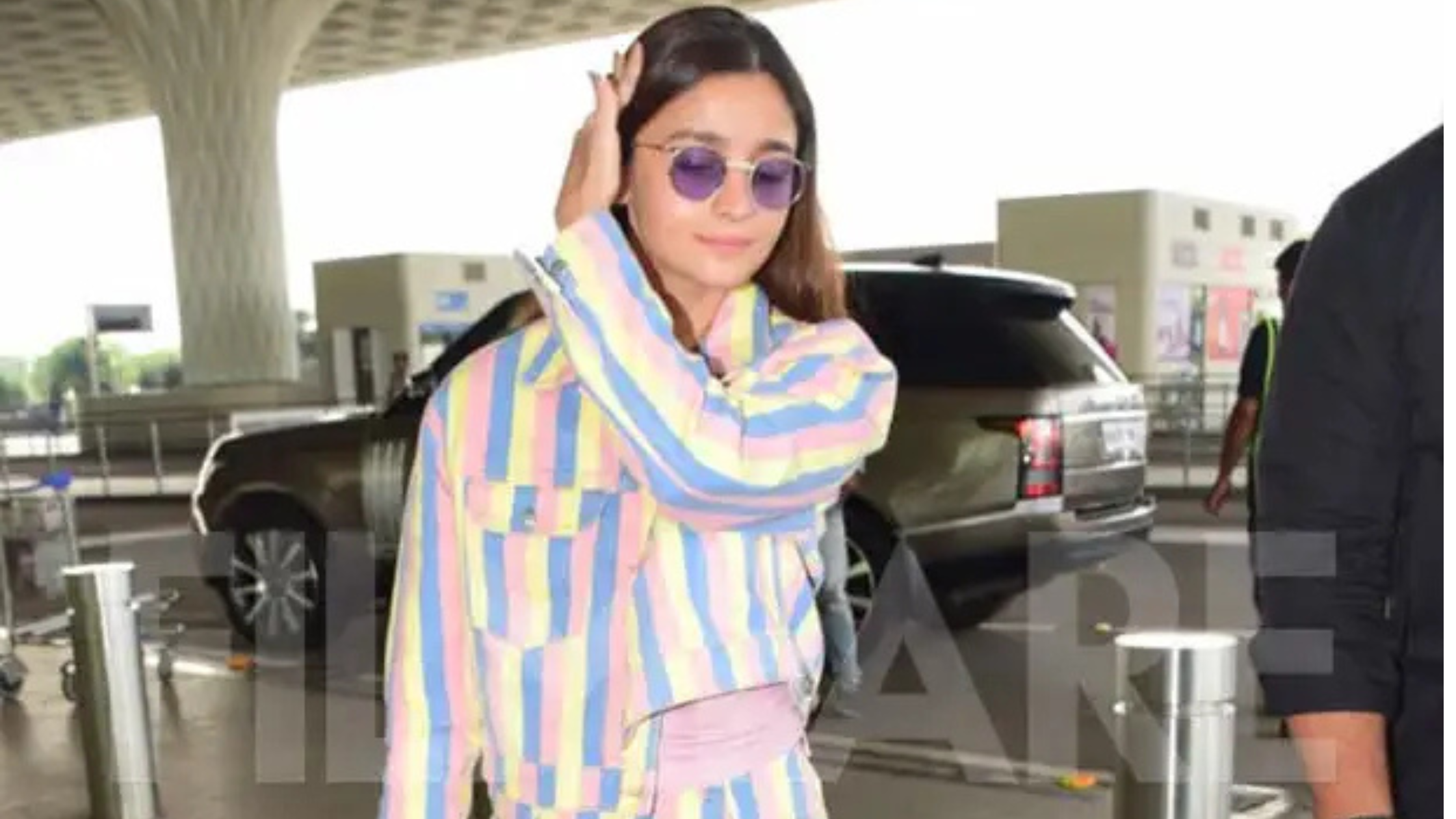 🌟 Celebrity Style Breakdown: Steal the Look Without Breaking the Bank